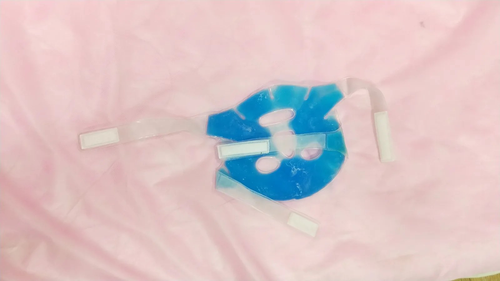 跟護士要了冰敷面膜