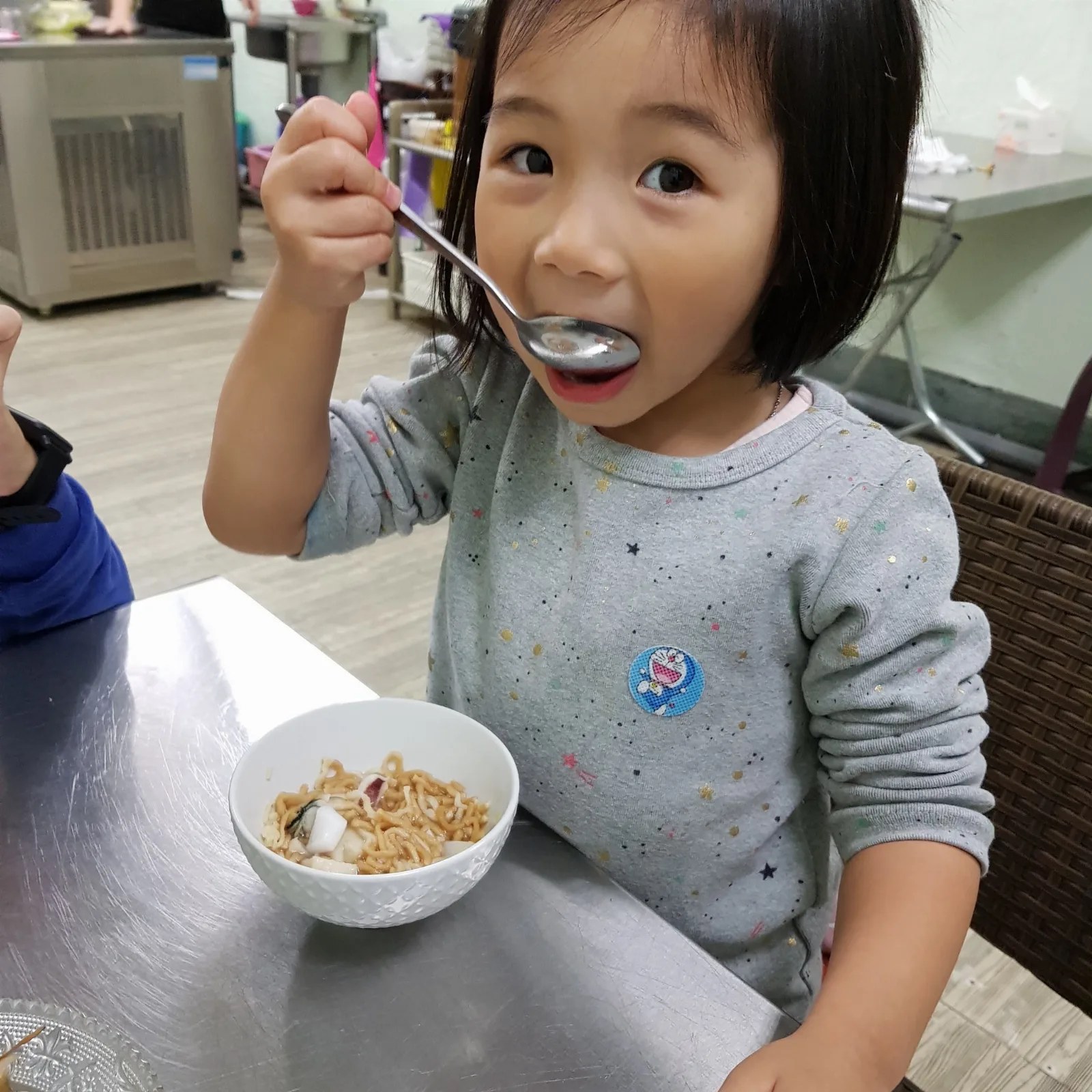 滿嘴鮮