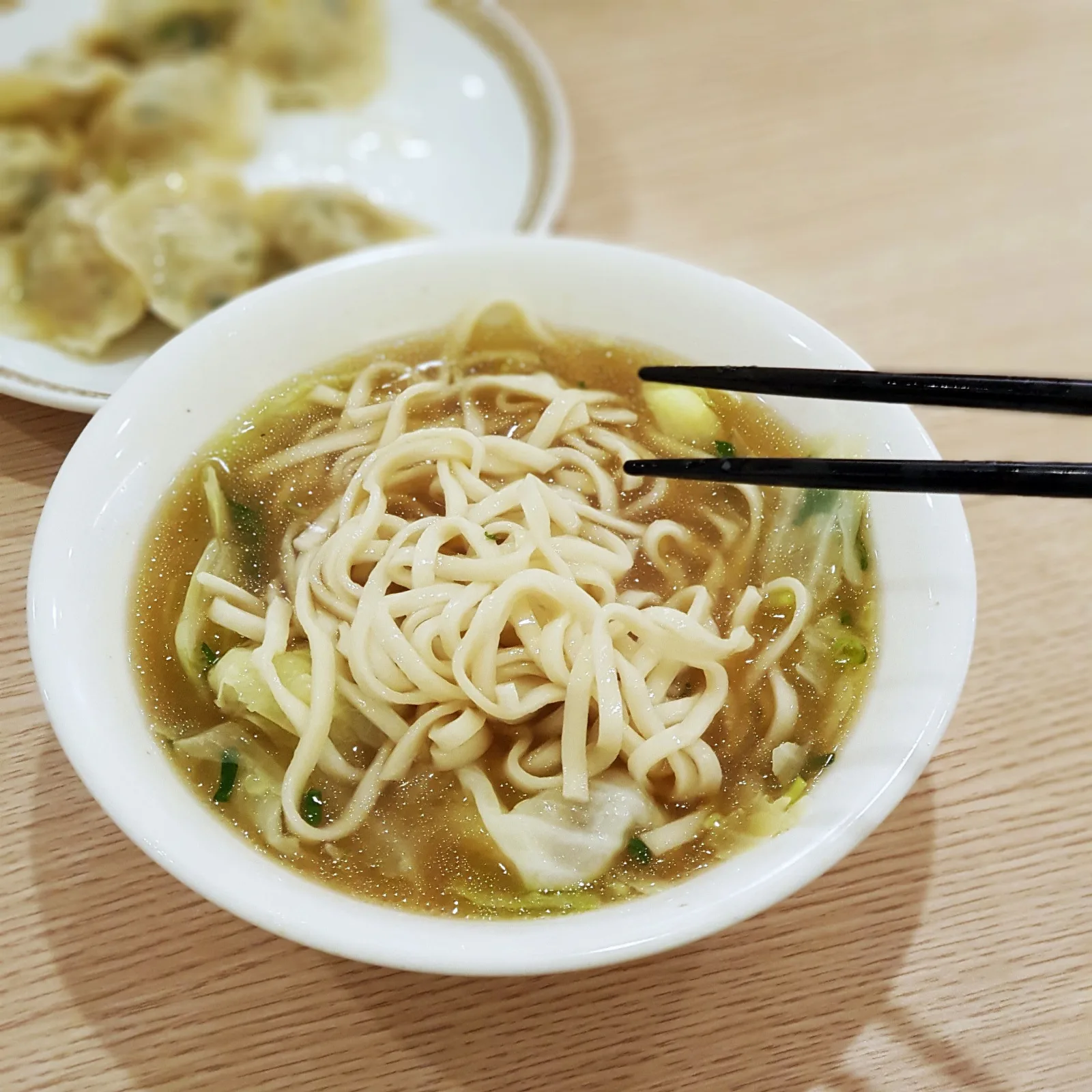 溫體牛肉、帶筋牛腩，肉多又大塊