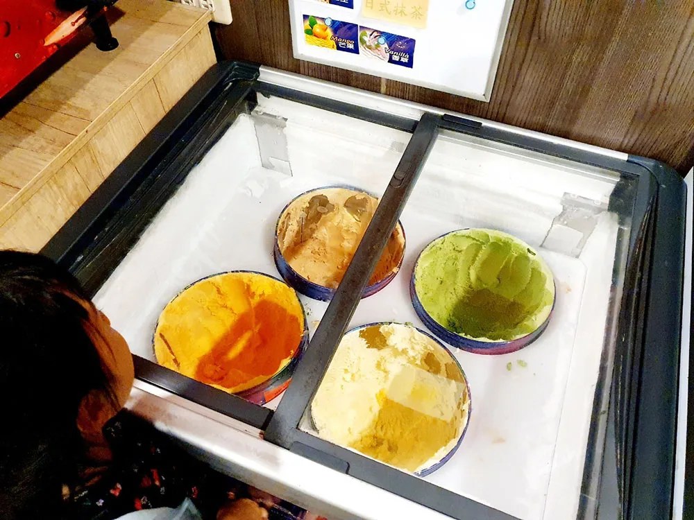 自助吧與冰淇淋