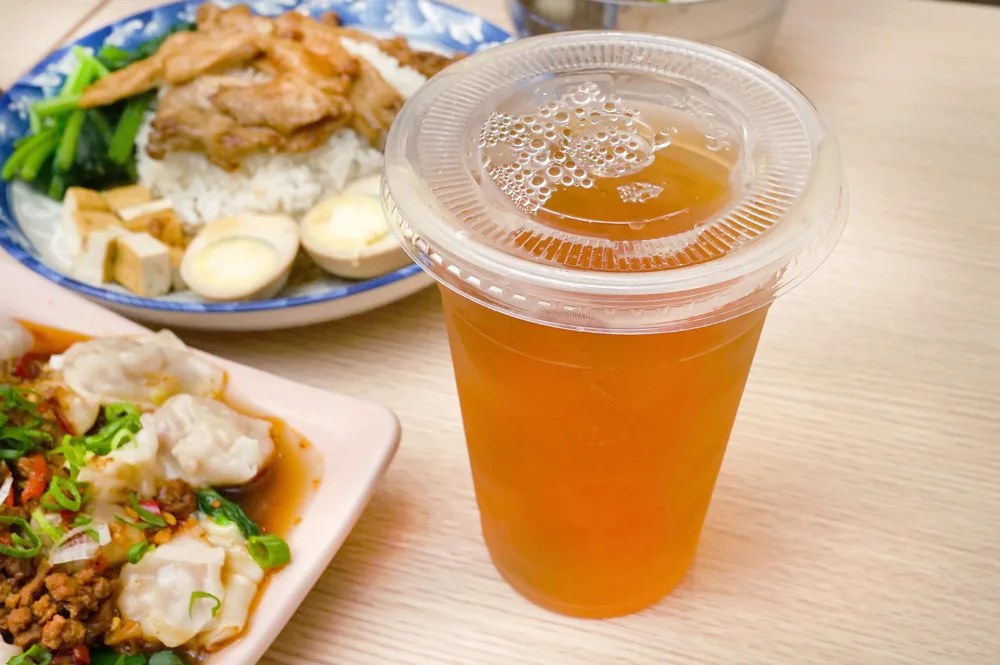 有肉有菜有蛋附飲料