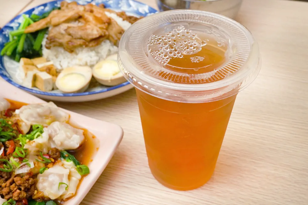 有肉有菜有蛋附飲料