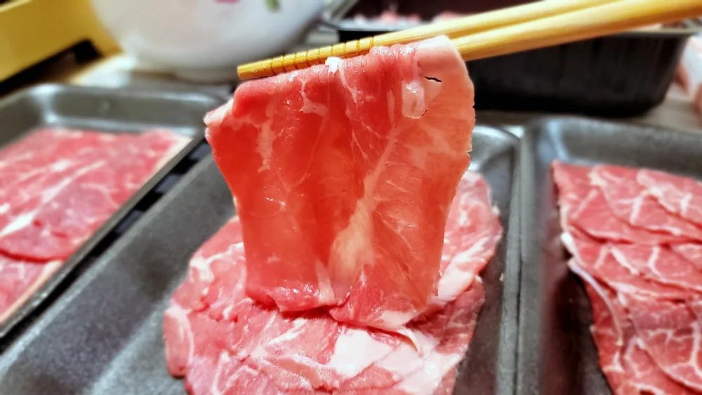 安格斯黑牛板腱油花細膩