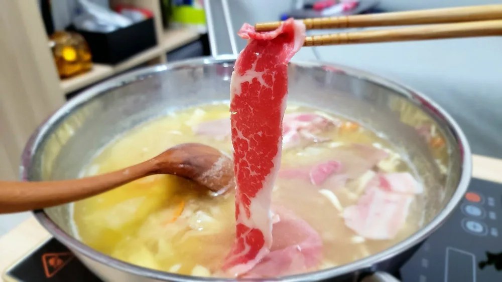 肉品全部下鍋涮