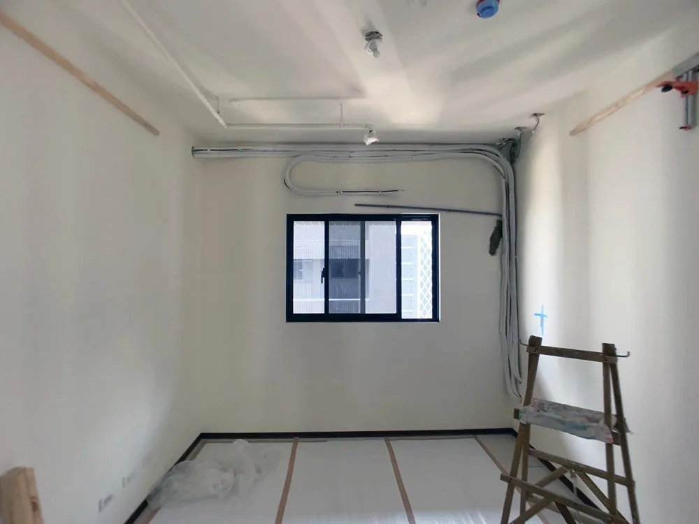 主臥、次臥施工中