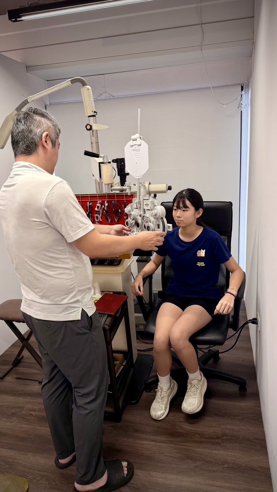 配眼鏡前的專業驗光